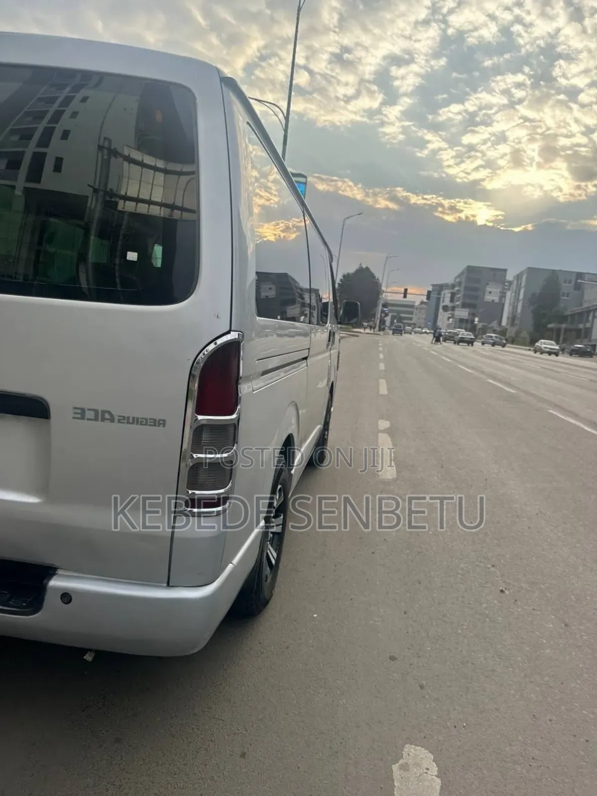 Toyota Grand HiAce 2007 Silver