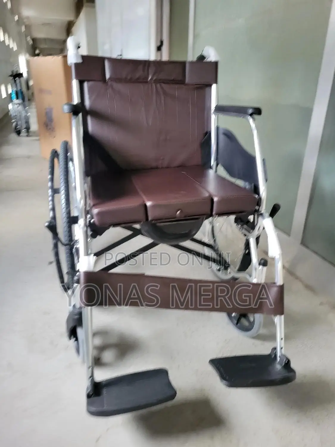 Multifunctional Wheelchair燕叩toilet Wheelchairددwheelchair