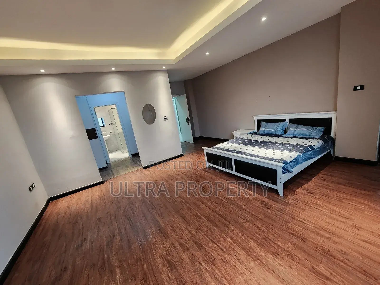 Furnished 3bdrm Apartment in Bole for rent