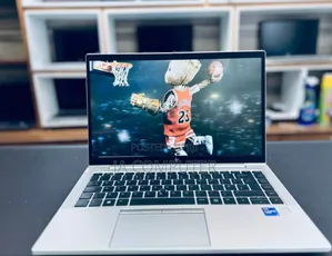 New Laptop HP EliteBook 840 G8 16GB Intel Core I7 SSD 512GB
