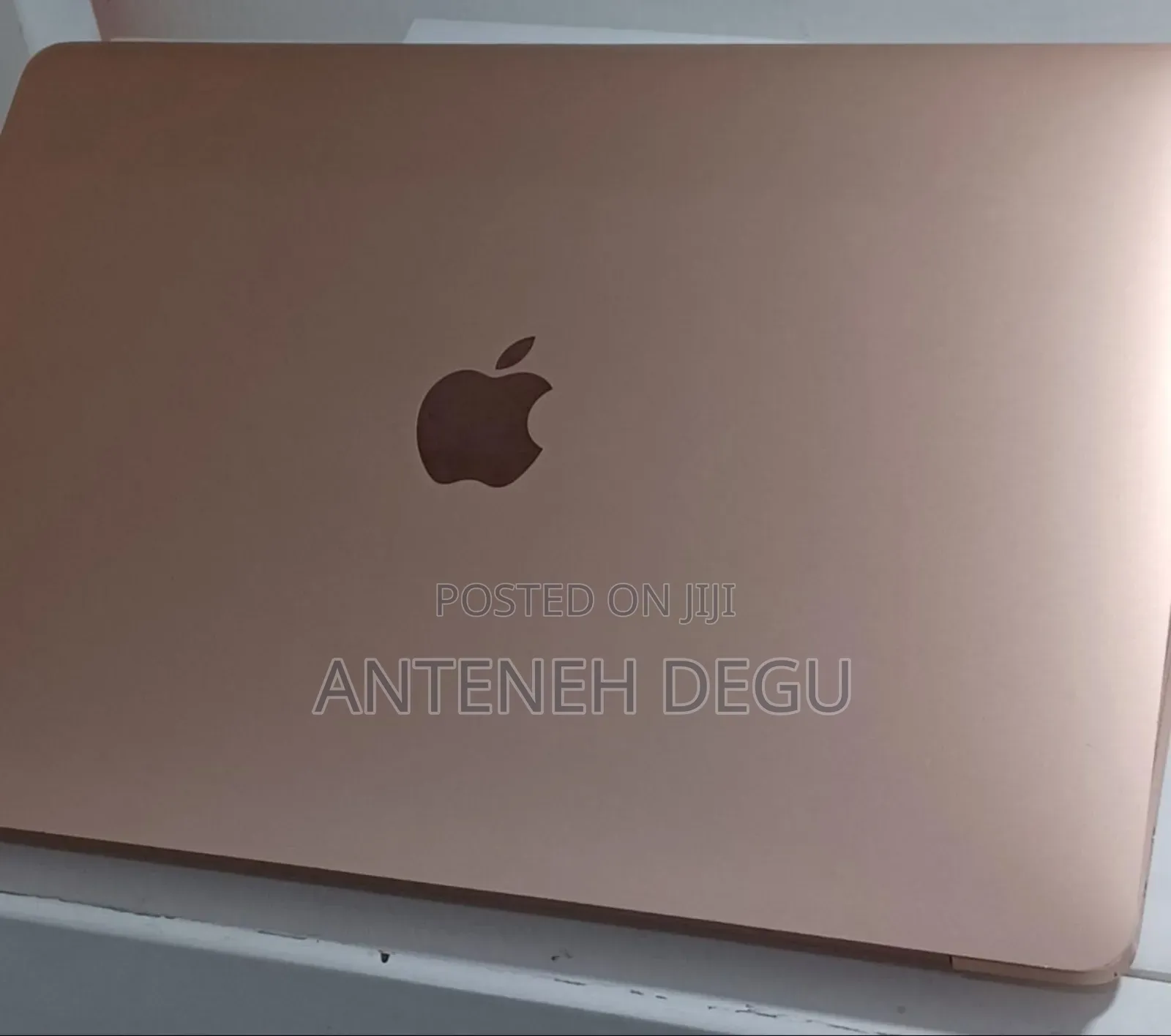 New Laptop Apple MacBook Air 2020 M1 8GB Apple M1 SSD 256GB