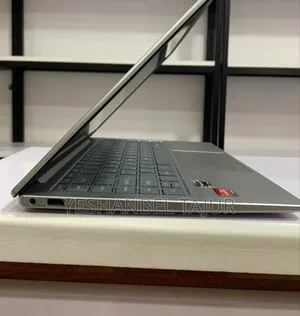 New Laptop HP Stream Notebook 8GB AMD Ryzen 5 SSD 512GB