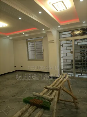 3bdrm Apartment in Apartment, Yeka for rent