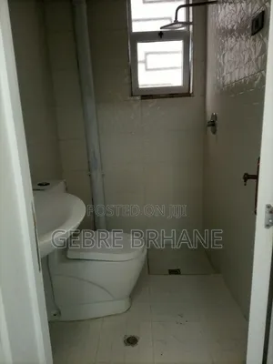 3bdrm Apartment in Apartment, Yeka for rent