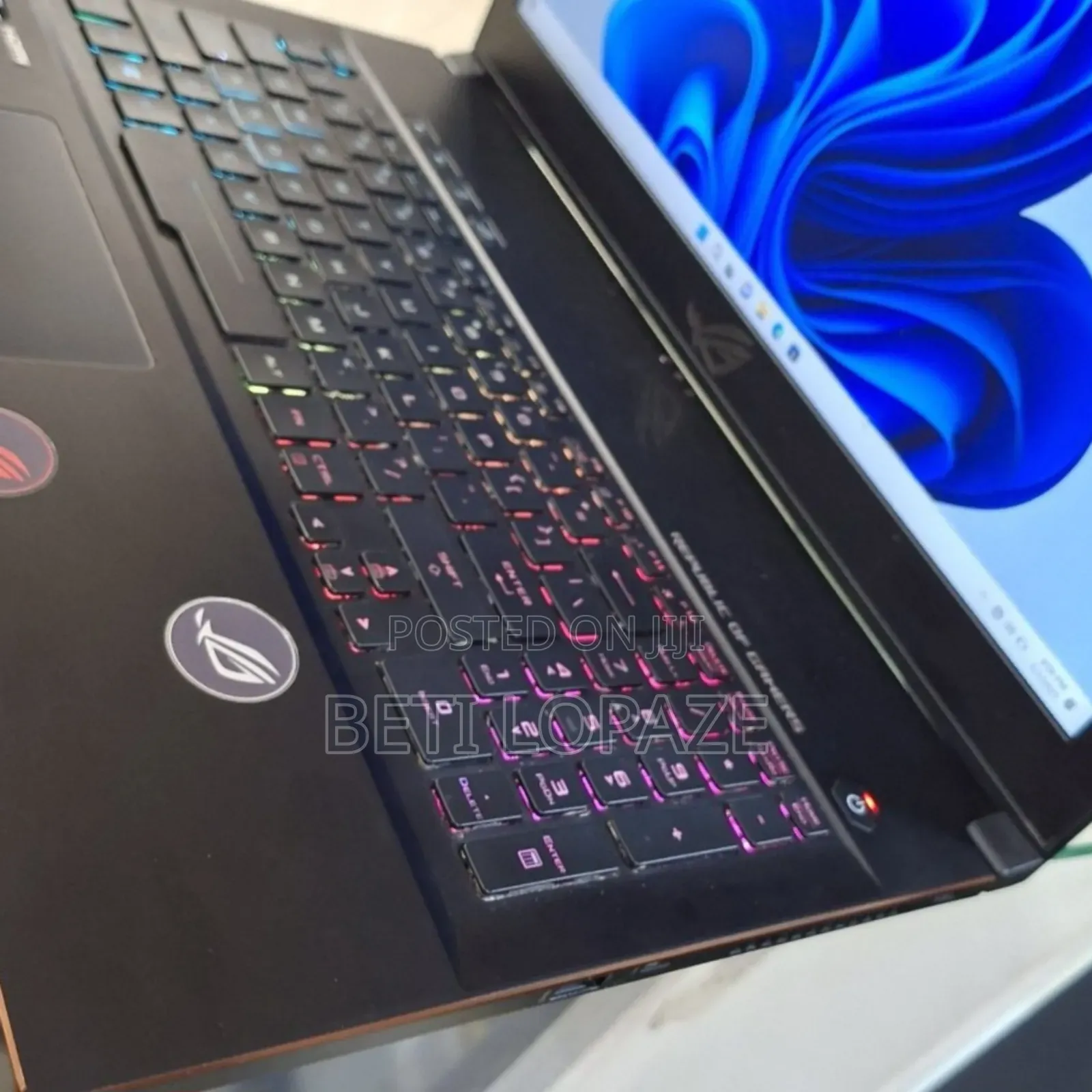 New Laptop Asus ROG Zephyrus G15 16GB Intel Core I7 SSD 1T