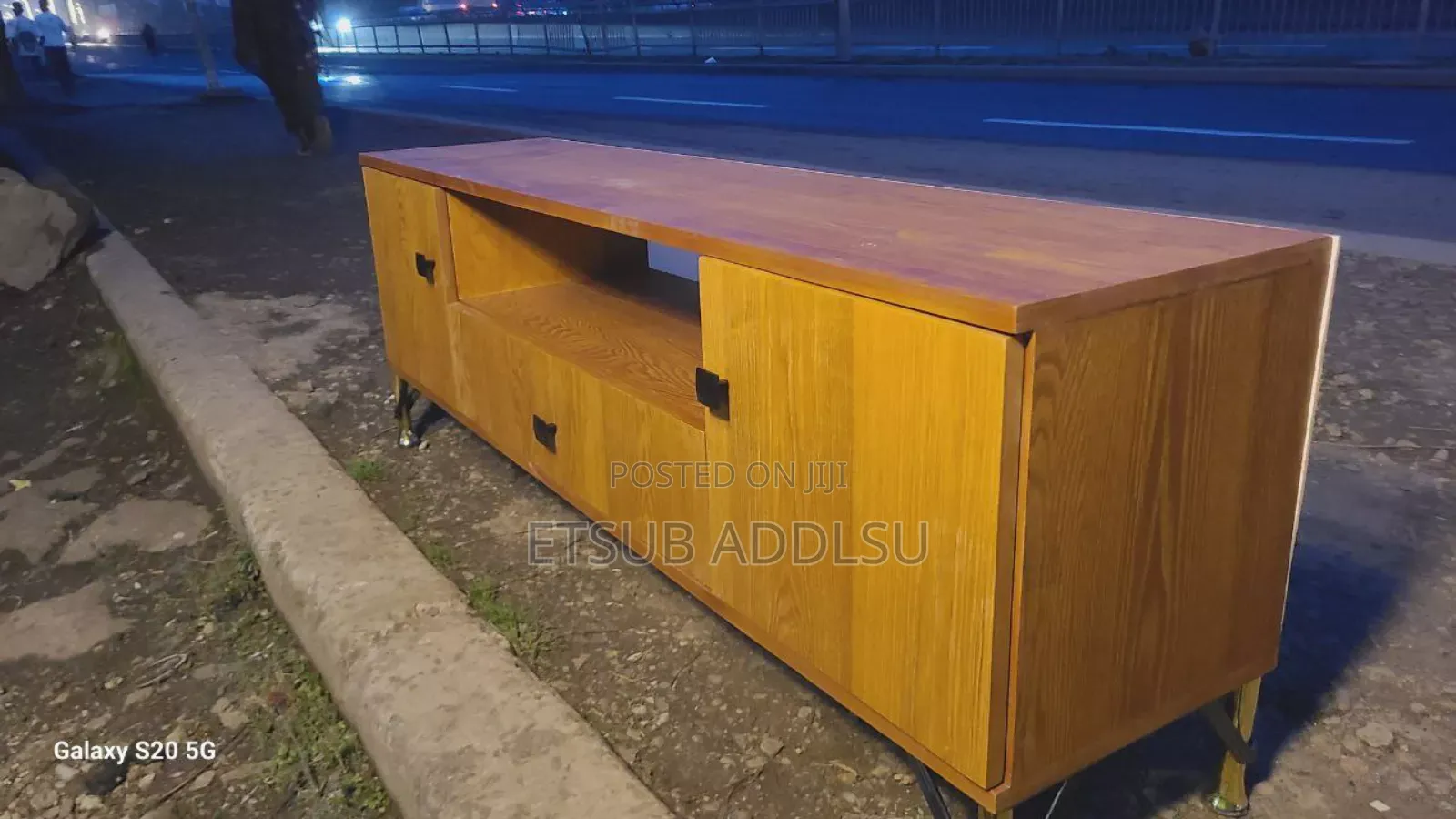 Modern Wooden Tv Stand