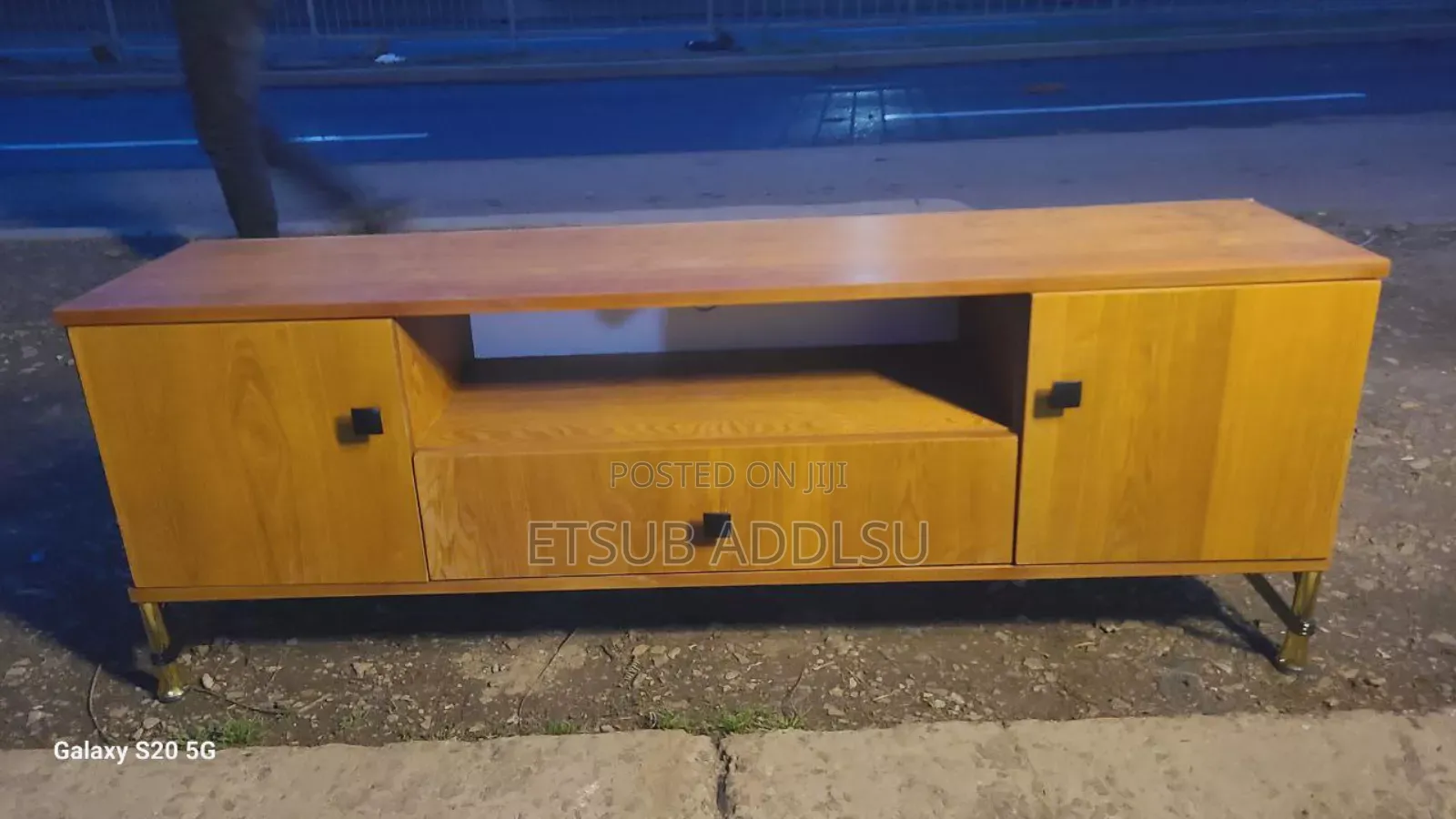 Modern Wooden Tv Stand