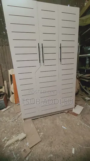 Photo - Laminated Shoes Self 1.20