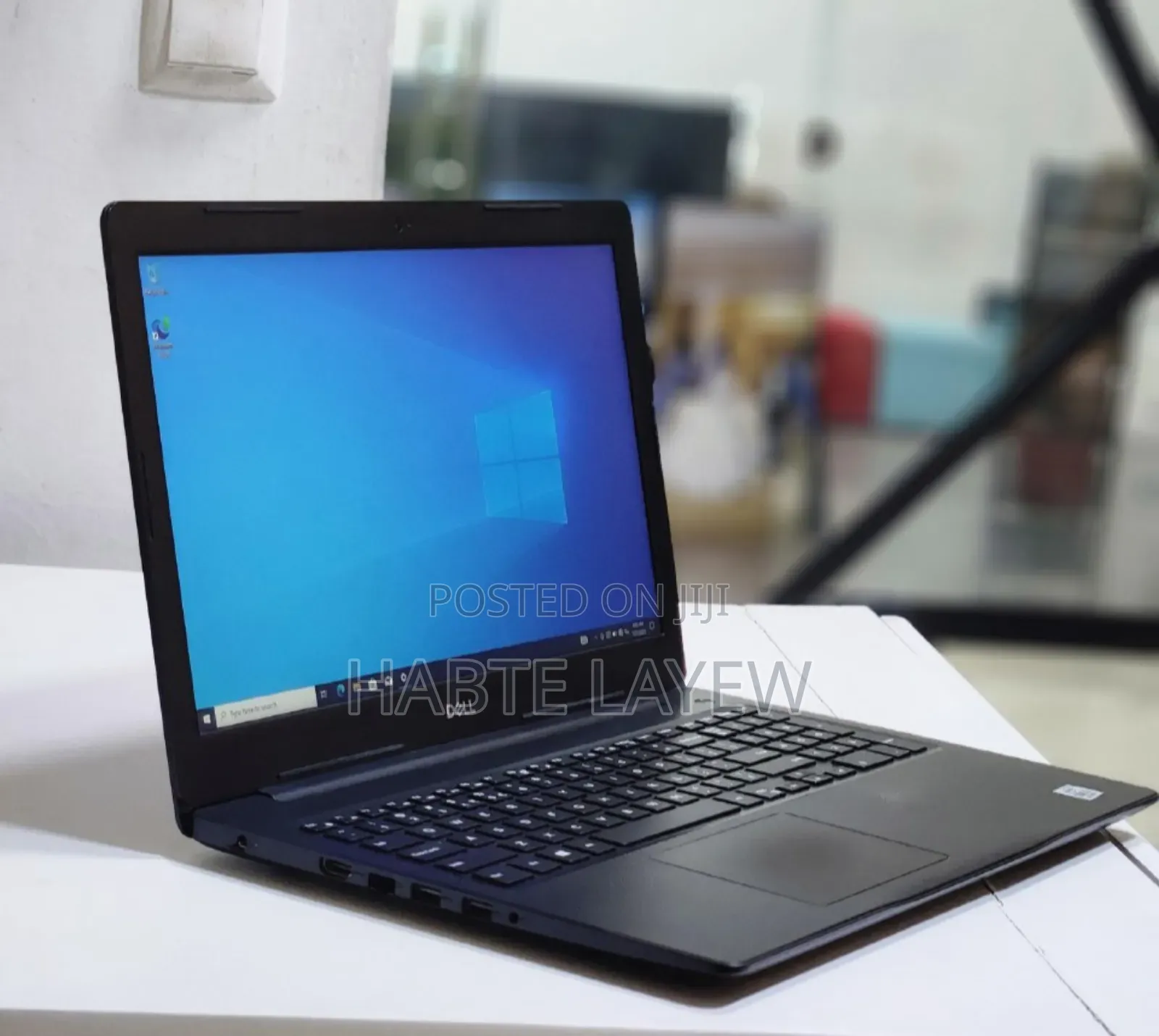 New Laptop Dell Vostro V13 8GB Intel Core I5 SSD 512GB