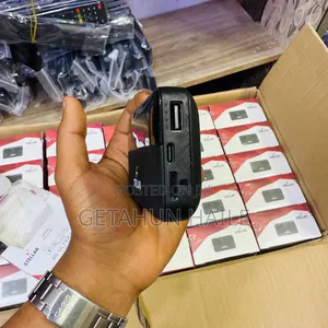 Stellar 4g Router and Power Bank 6000mah