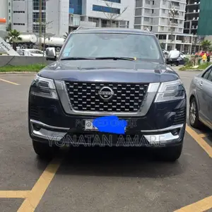 Photo - Nissan Patrol 2022 Blue