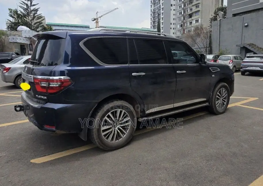 Nissan Patrol 2022 Blue