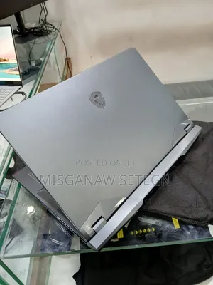 Photo - New Laptop MSI Raider GE76 12UGS 16GB Intel Core I9 SSD 1T