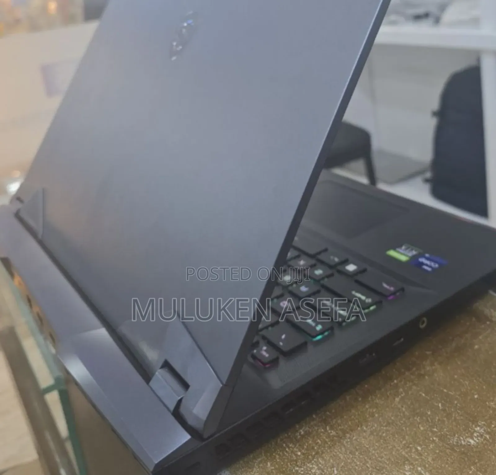 New Laptop MSI Raider GE76 12UGS 16GB Intel Core I9 SSD 1T