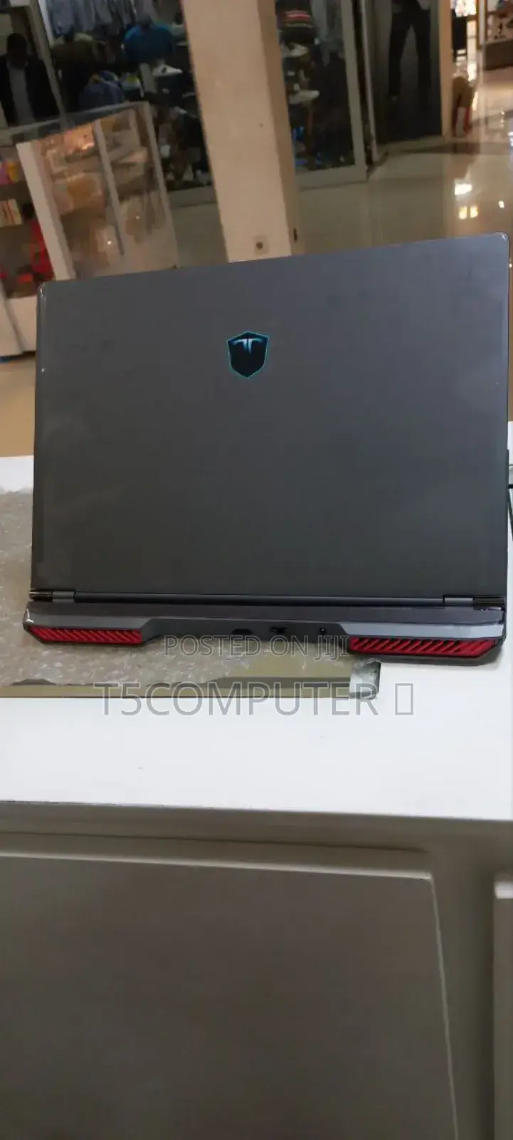 New Laptop 16GB Intel Core I9 SSD 512GB