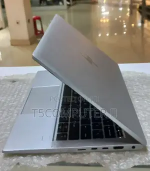 New Laptop HP EliteBook 830 G8 8GB Intel Core I5 SSD 256GB