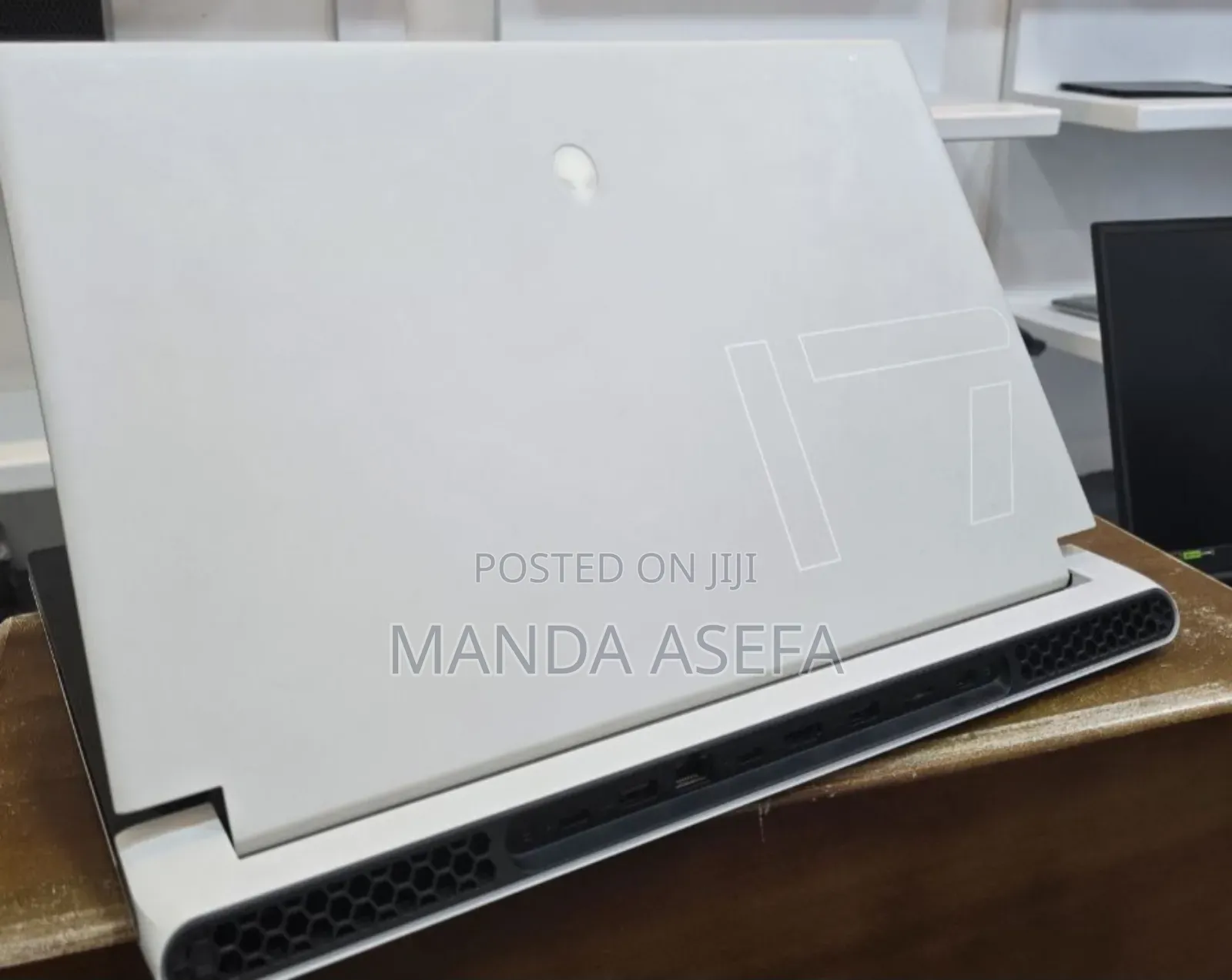 New Laptop Alienware M17x R2 32GB Intel Core I7 SSD 1T