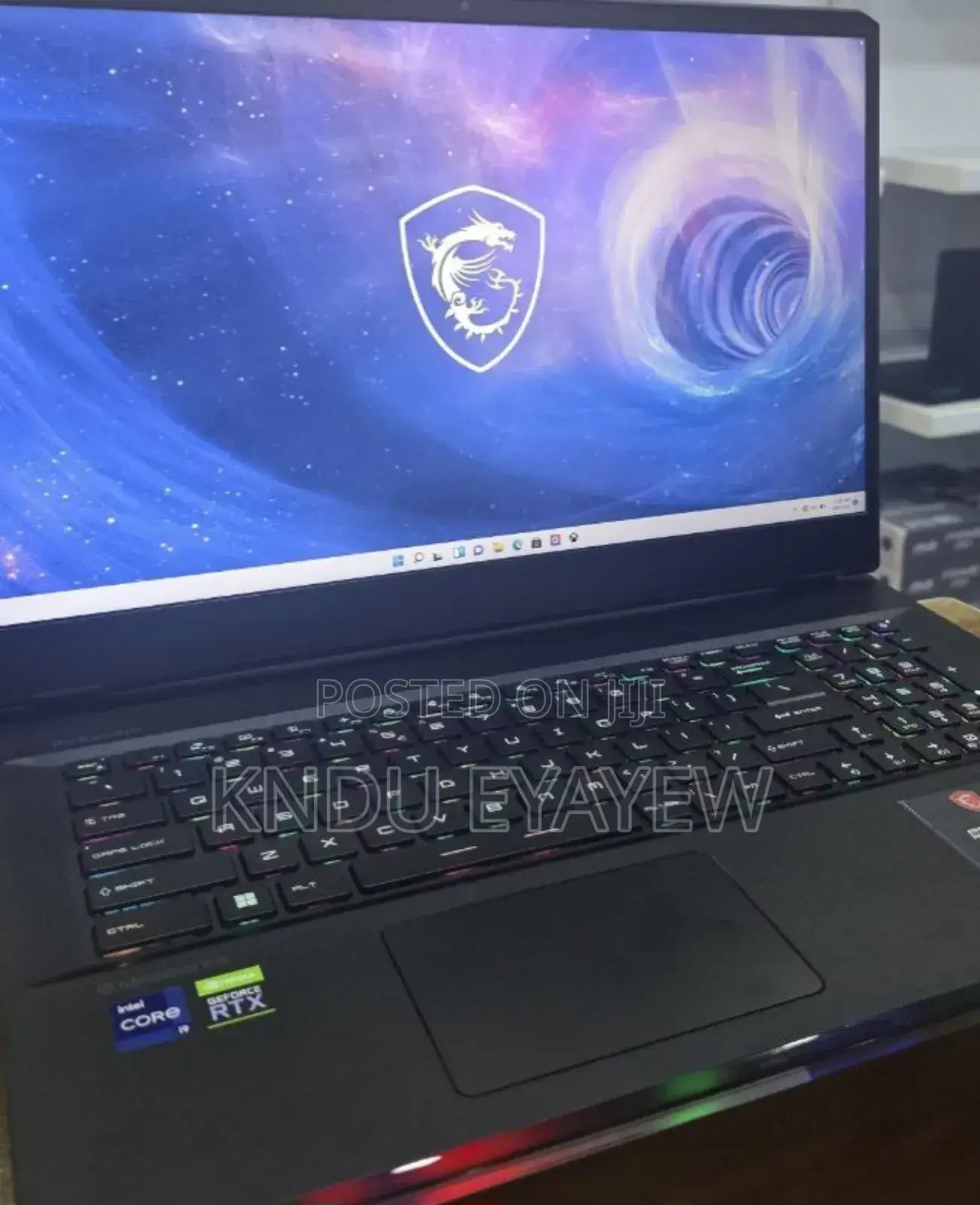 New Laptop MSI GP75 Leopard 16GB Intel Core I9 SSD 1T