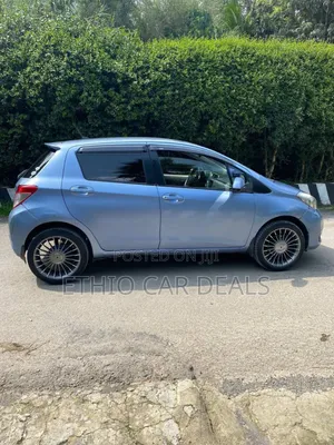 Toyota Yaris 2012 Blue