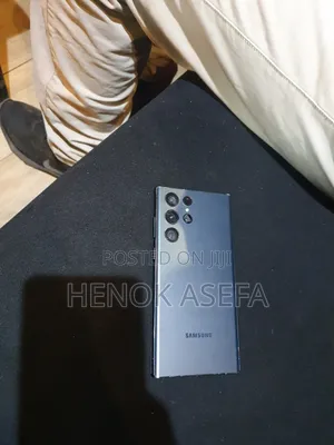 Photo - Samsung Galaxy S22 Ultra 256 GB Black