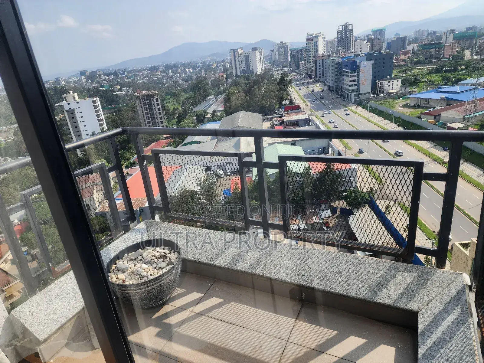 Furnished 2bdrm Apartment in Bole for rent