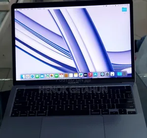 New Laptop Apple MacBook Pro 8GB Intel Core M2 SSD 256GB
