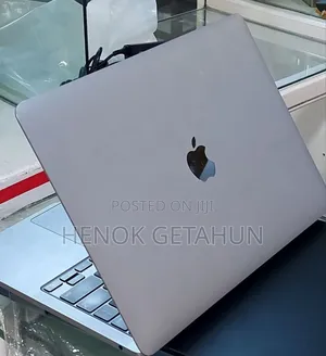 New Laptop Apple MacBook Pro 8GB Intel Core M2 SSD 256GB