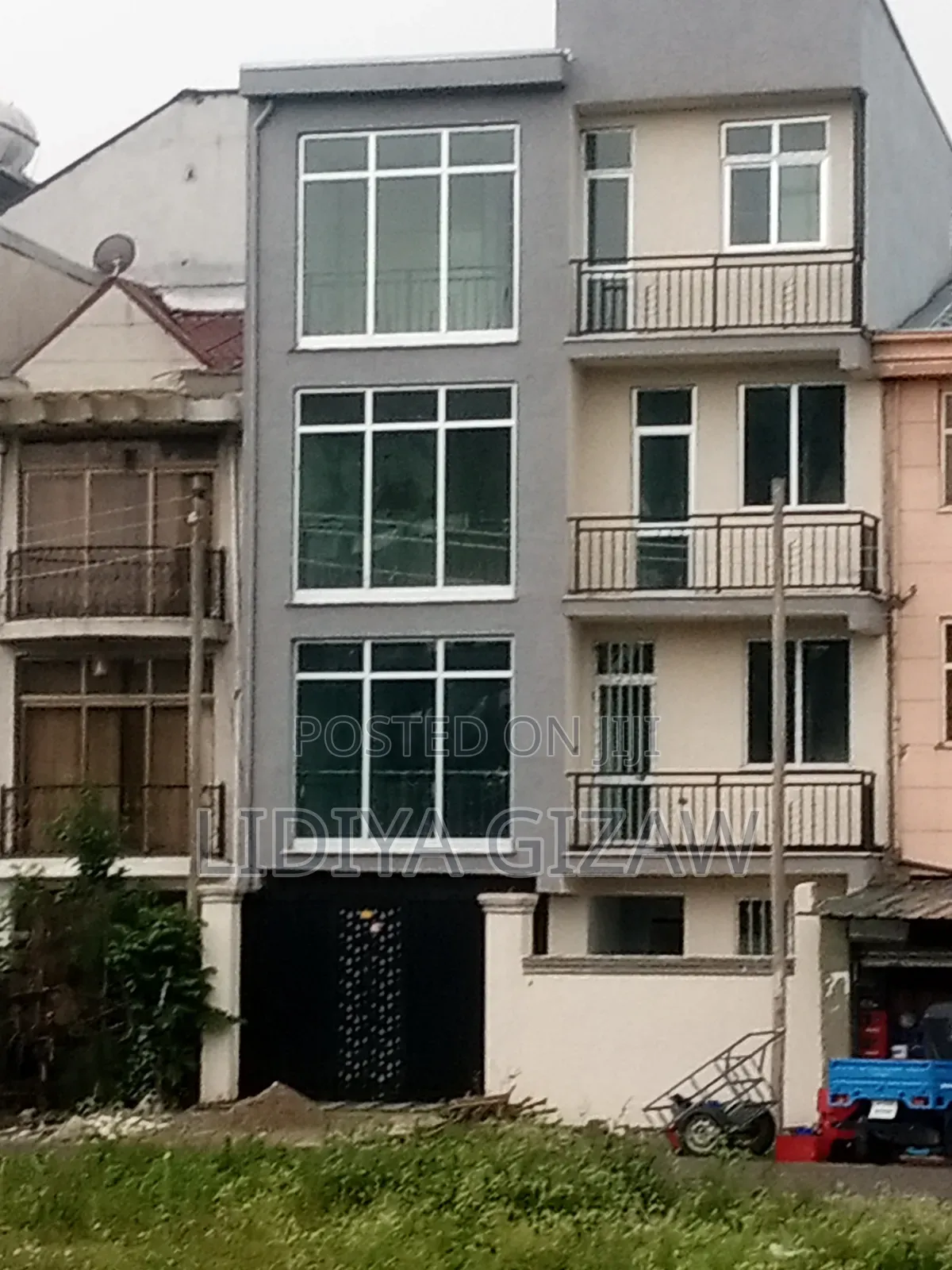 Furnished 6bdrm House in Akaky Kaliti for sale