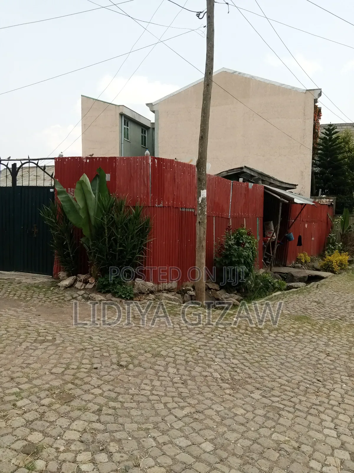 Furnished 6bdrm House in Akaky Kaliti for sale