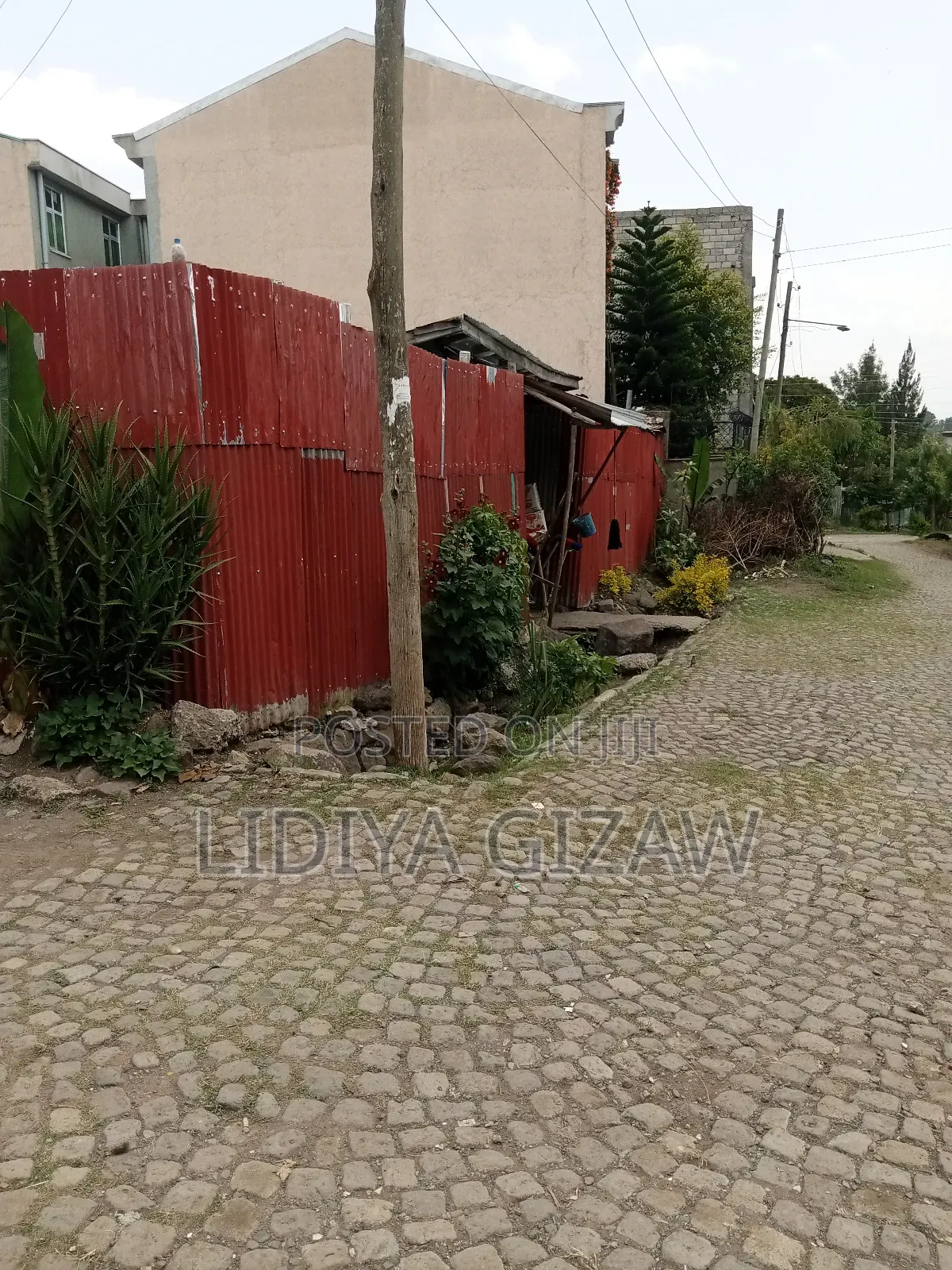 Furnished 6bdrm House in Akaky Kaliti for sale