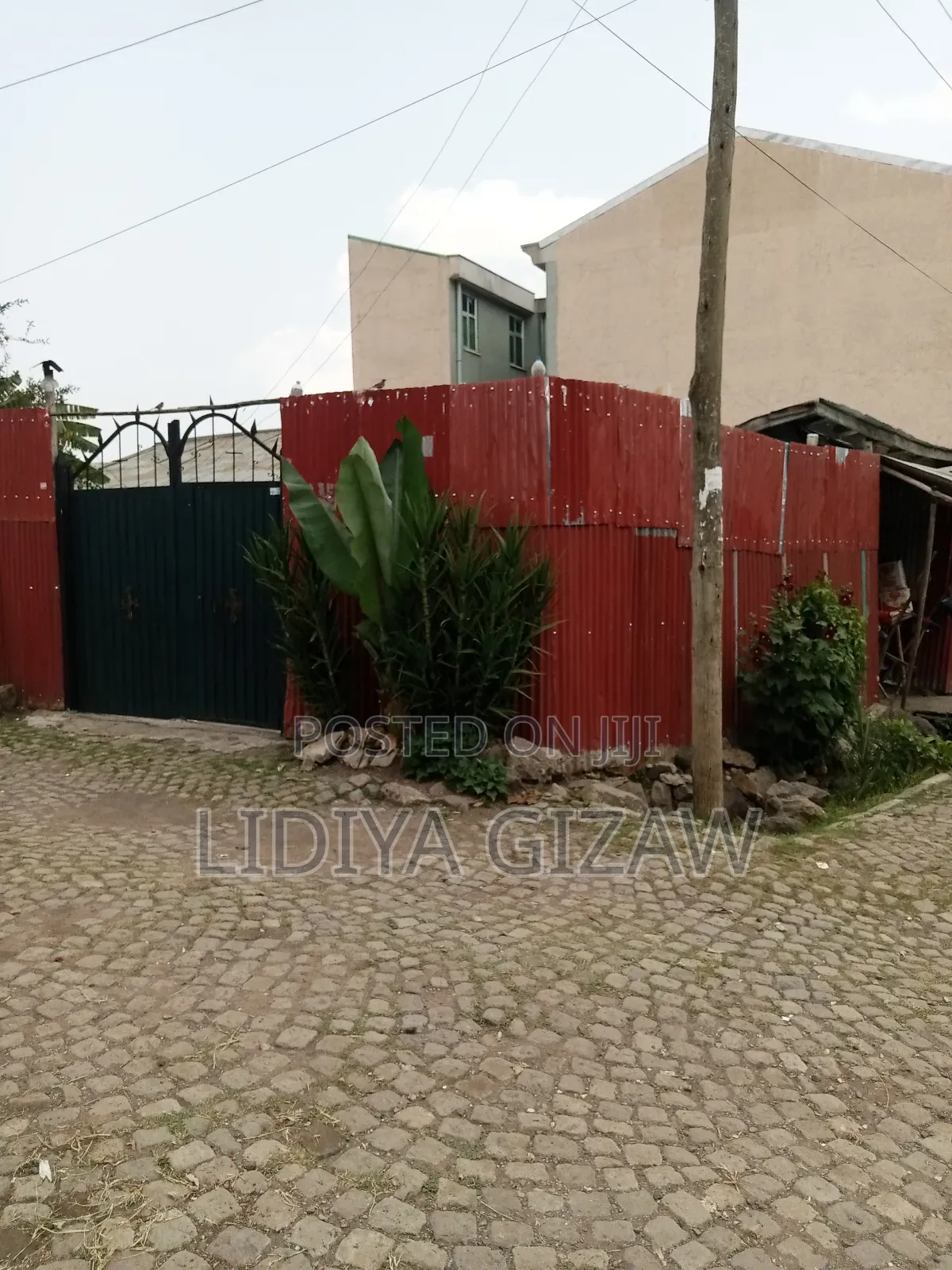 Furnished 6bdrm House in Akaky Kaliti for sale