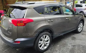 Toyota RAV4 2014 Brown