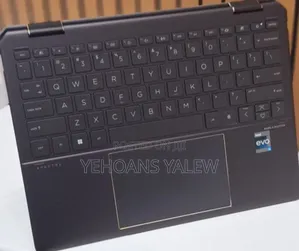 Photo - New Laptop HP Spectre 14 16GB Intel Core I5 SSD 1T