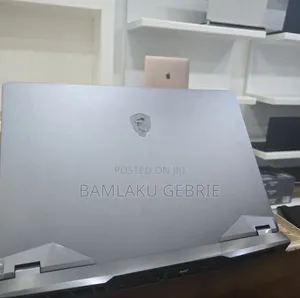 New Laptop MSI Raider GE76 12UGS 16GB Intel Core I9 SSD 1T