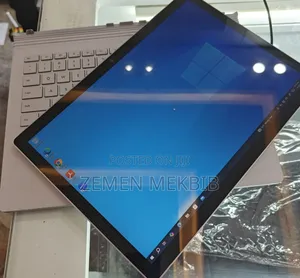 New Laptop Microsoft Surface 16GB Intel Core I7 SSD 256GB