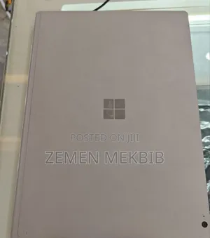 New Laptop Microsoft Surface 16GB Intel Core I7 SSD 256GB