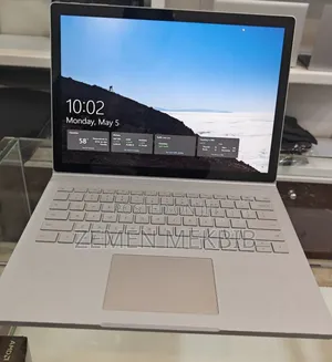 New Laptop Microsoft Surface 16GB Intel Core I7 SSD 256GB