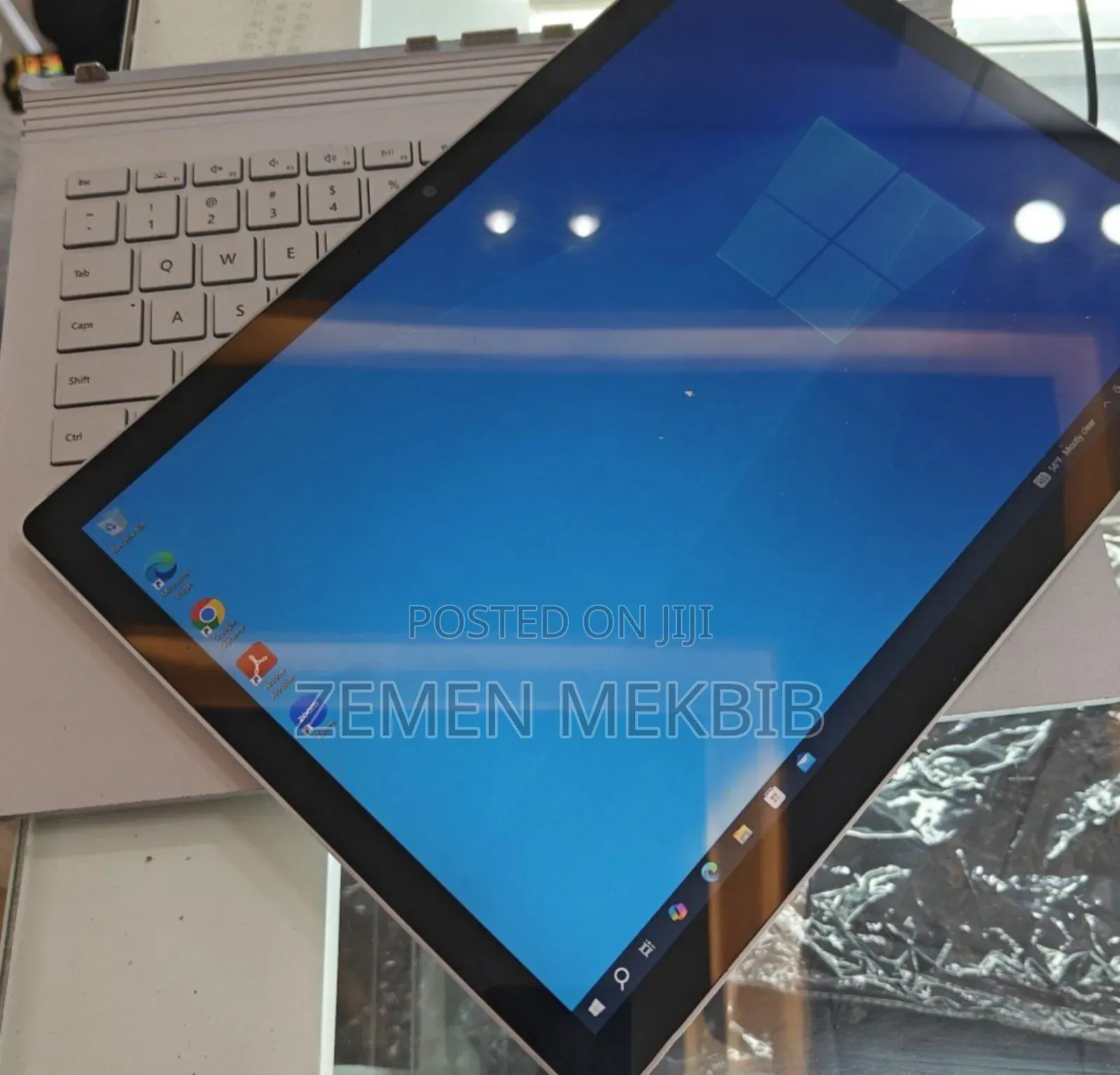 New Laptop Microsoft Surface 16GB Intel Core I7 SSD 256GB