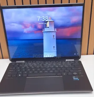 Photo - New Laptop HP Spectre 13 16GB Intel Core I5 SSD 1T