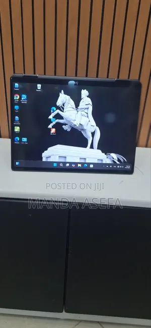 New Laptop HP Spectre 16GB Intel Core I5 SSD 1T