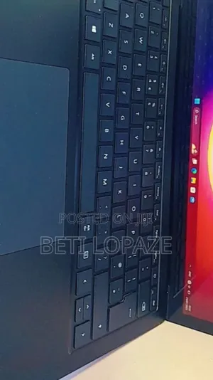 New Laptop Microsoft Surface 16GB Intel Core I7 SSD 512GB