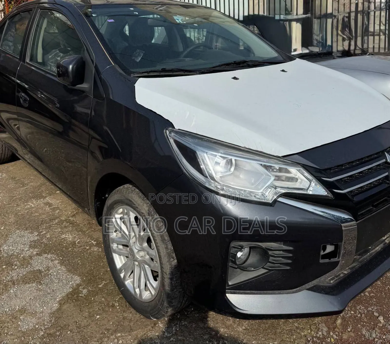 New Mitsubishi Attrage 2024 Black