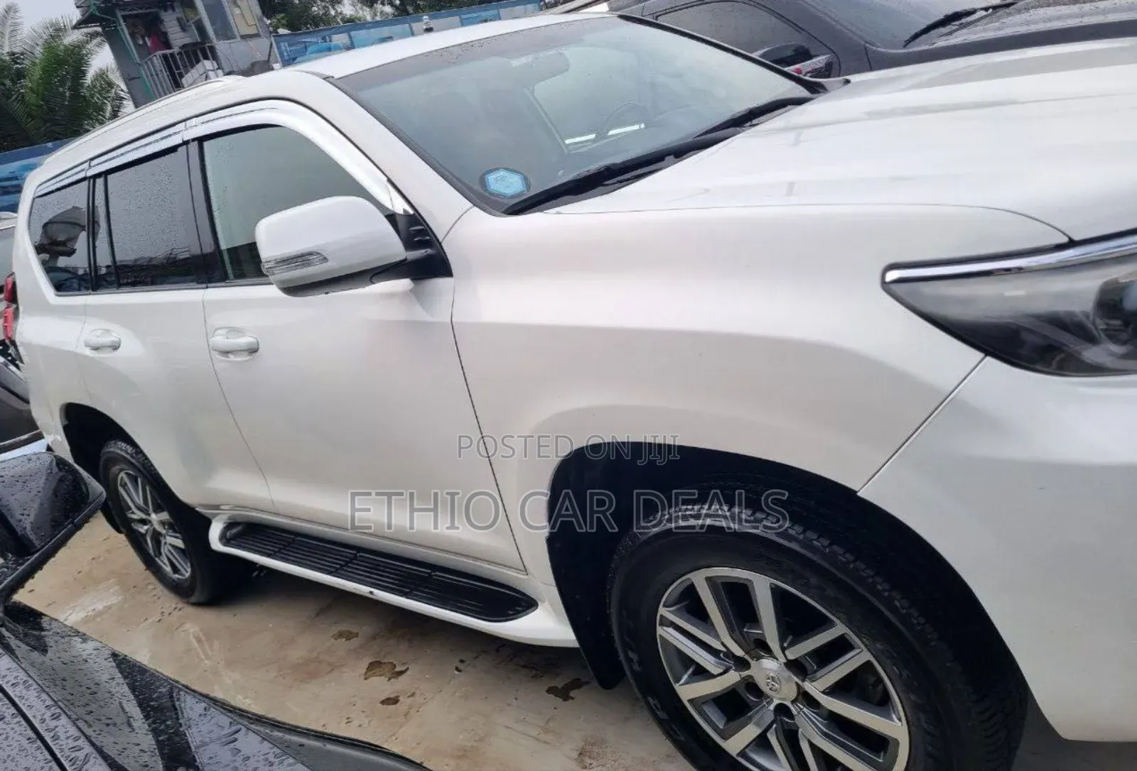 Toyota Land Cruiser Prado 2018 White