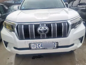 Toyota Land Cruiser Prado 2018 White