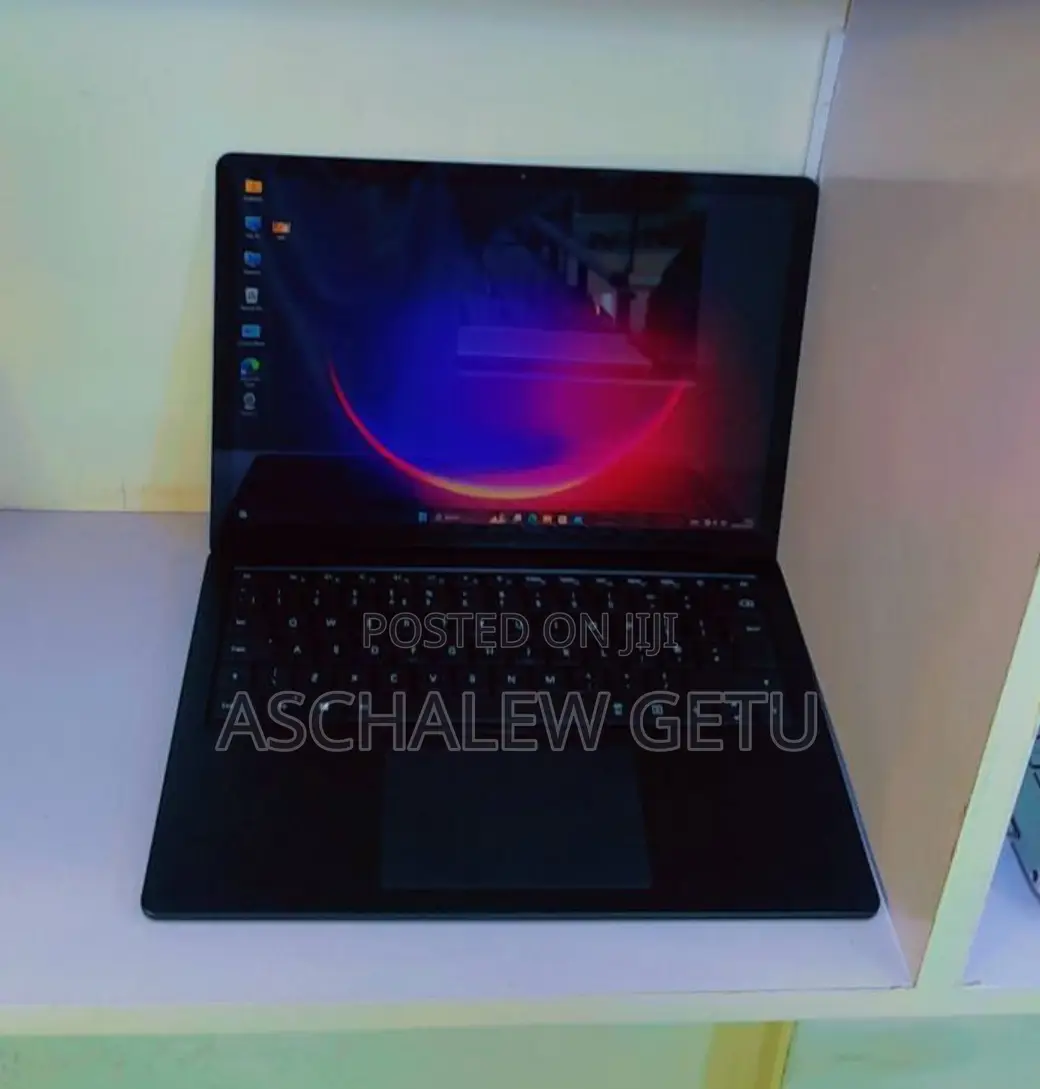 New Laptop Microsoft Surface 16GB Intel Core I7 SSD 512GB