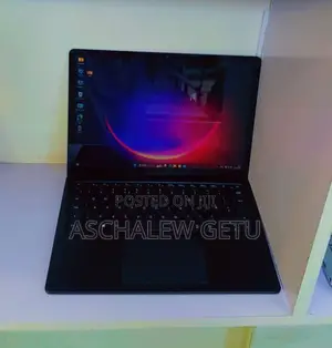 New Laptop Microsoft Surface 16GB Intel Core I7 SSD 512GB