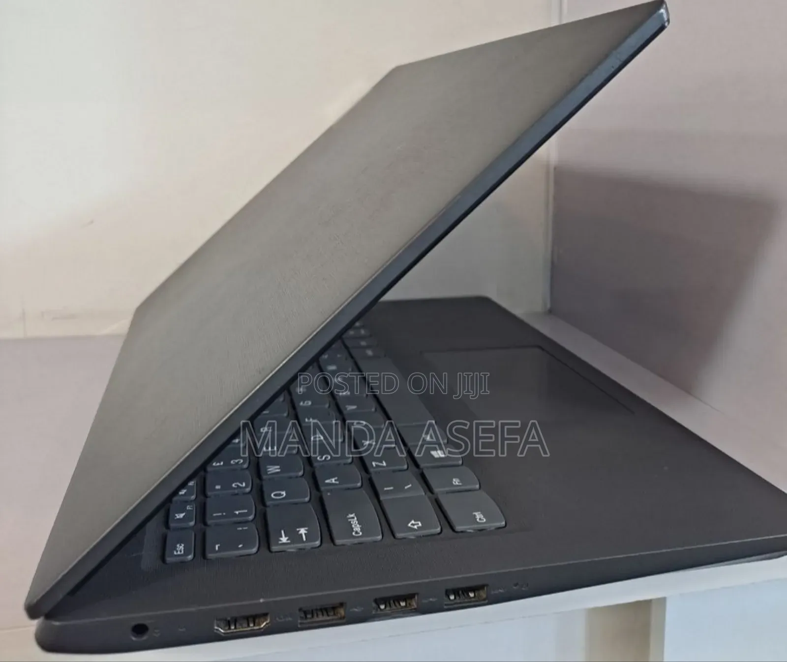 Laptop Lenovo IdeaPad Z575 4GB Intel Pentium HDD+SSD 1T