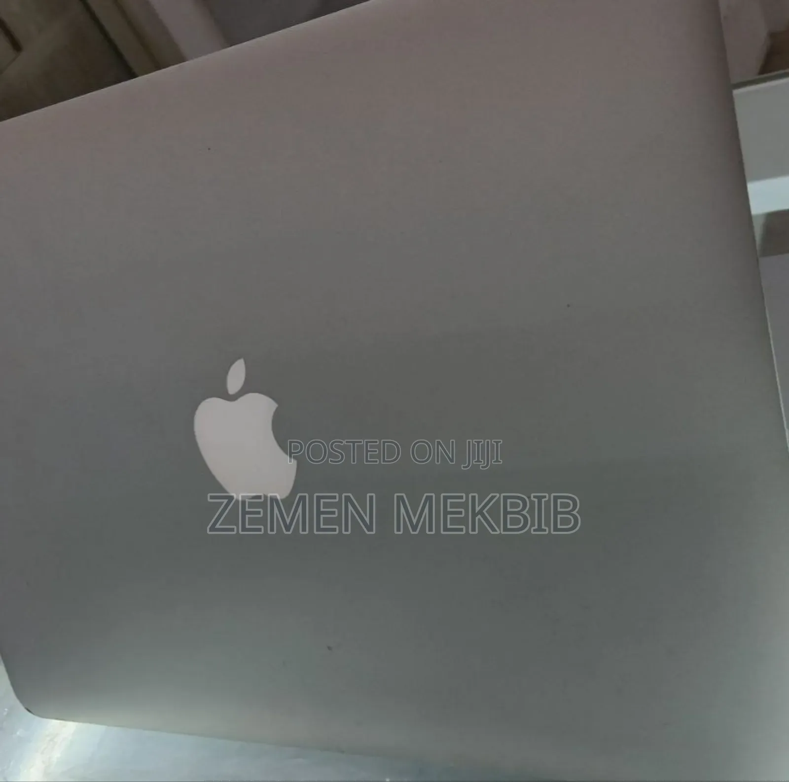 New Laptop Apple MacBook Air 2015 8GB Intel Core I5 SSD 512GB