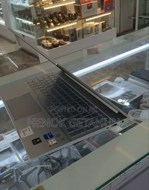 New Laptop HP Pavilion 15 16GB Intel Core I5 SSD 1T