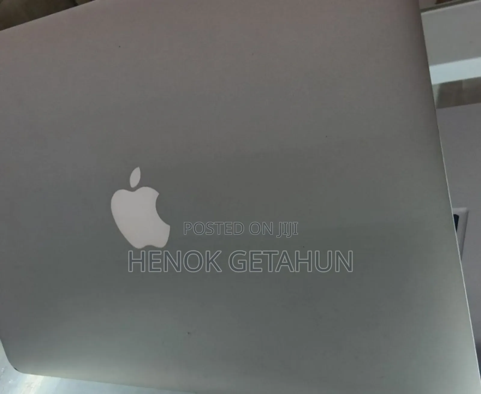 New Laptop Apple MacBook Air 2015 8GB Intel Core I5 SSD 512GB